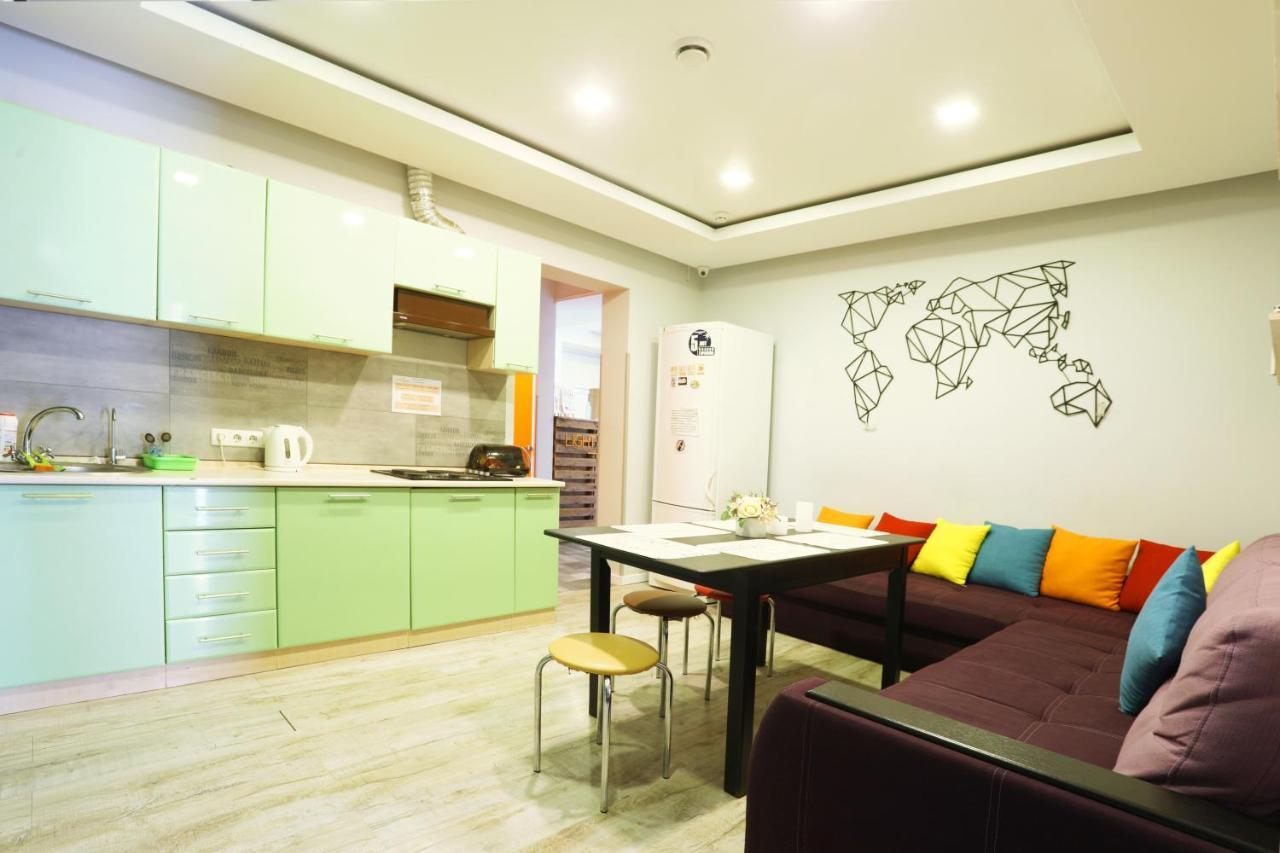 Light Life Hostel Киев Екстериор снимка