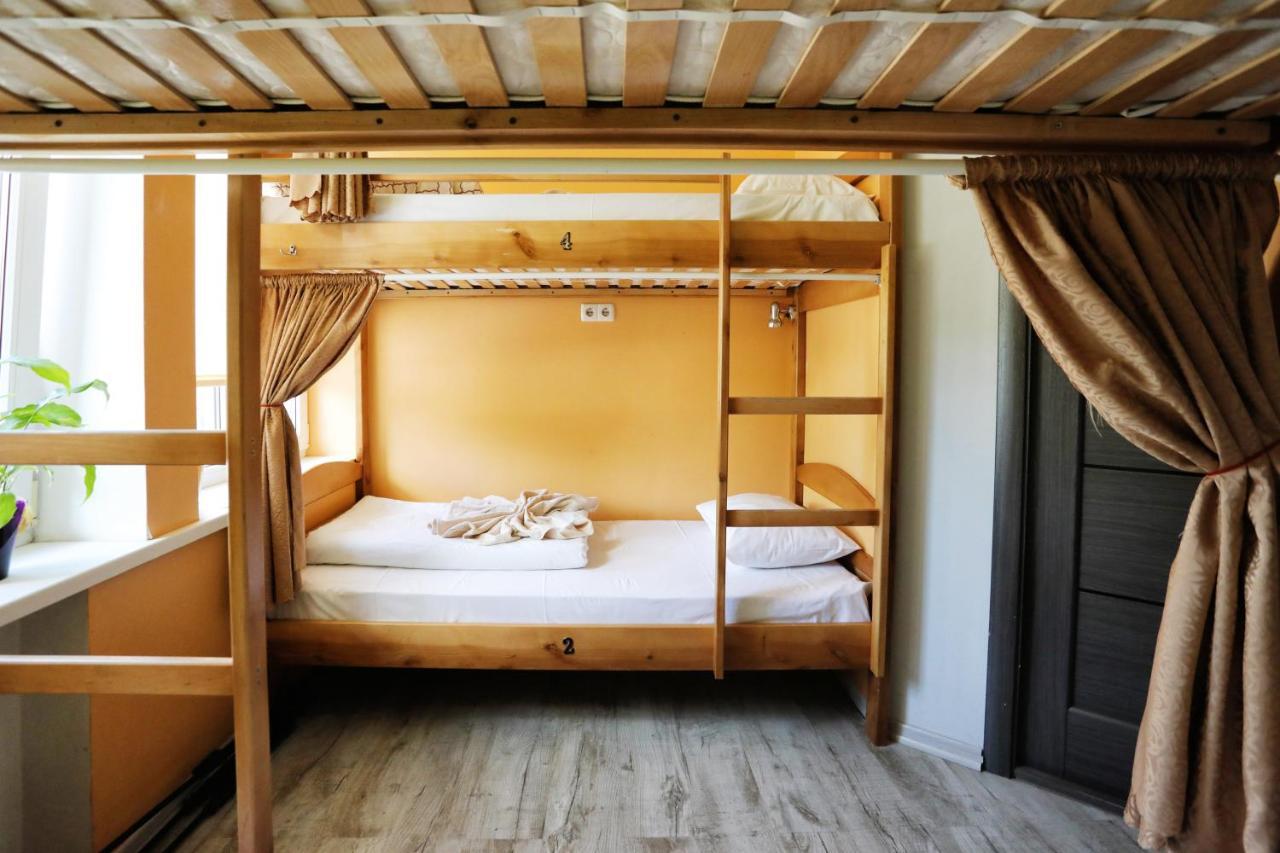 Light Life Hostel Киев Екстериор снимка