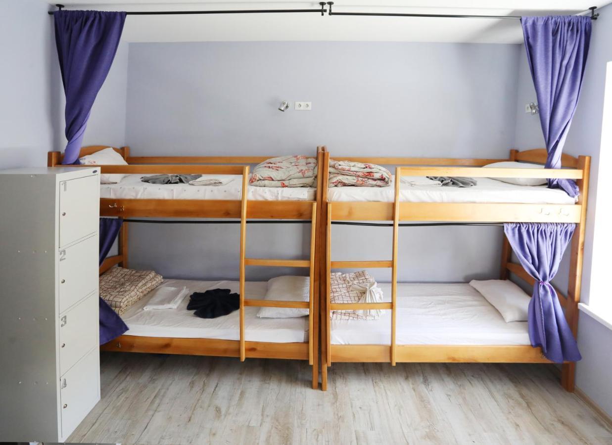 Light Life Hostel Киев Екстериор снимка